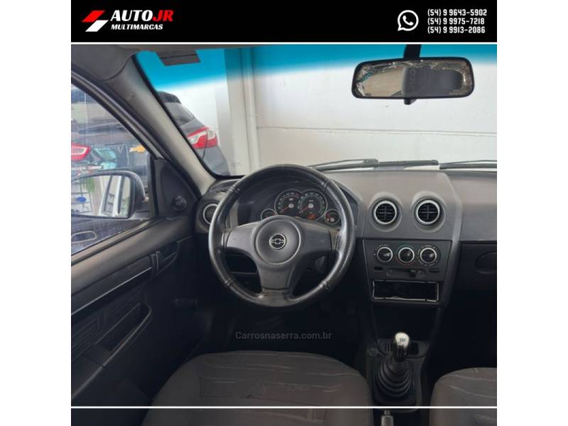 CHEVROLET - PRISMA - 2011/2011 - Branca - R$ 29.900,00