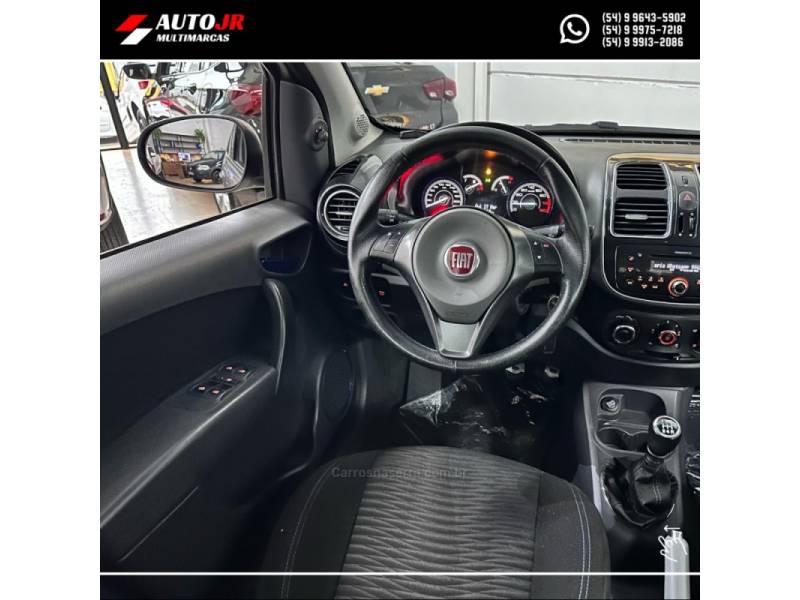 FIAT - PALIO - 2016/2016 - Prata - R$ 55.900,00