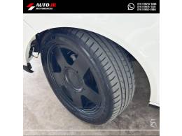 VOLKSWAGEN - POLO SEDAN - 2003/2003 - Branca - R$ 19.900,00