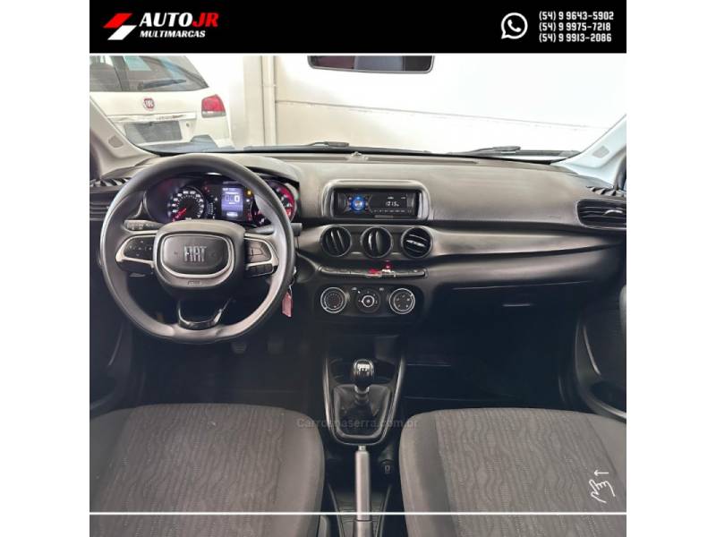FIAT - CRONOS - 2023/2023 - Preta - R$ 69.900,00