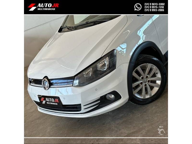 VOLKSWAGEN - FOX - 2017/2017 - Branca - R$ 59.900,00