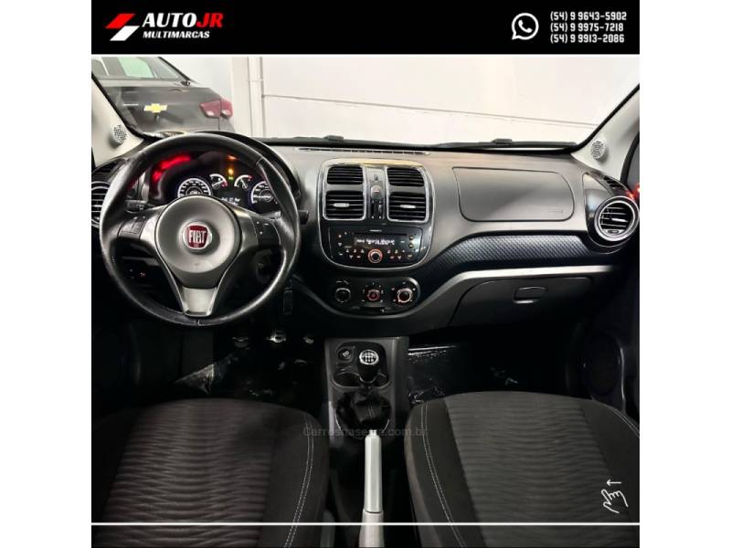 FIAT - PALIO - 2016/2016 - Prata - R$ 55.900,00
