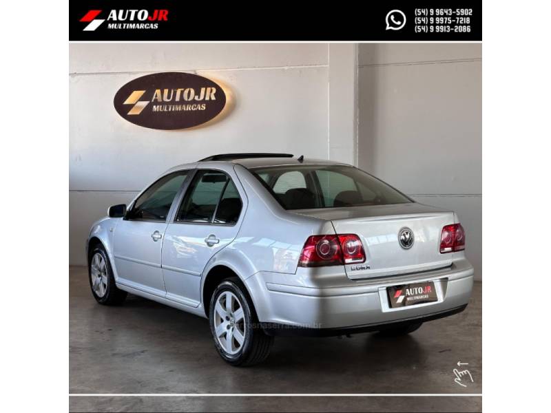 VOLKSWAGEN - BORA - 2009/2009 - Prata - R$ 38.900,00