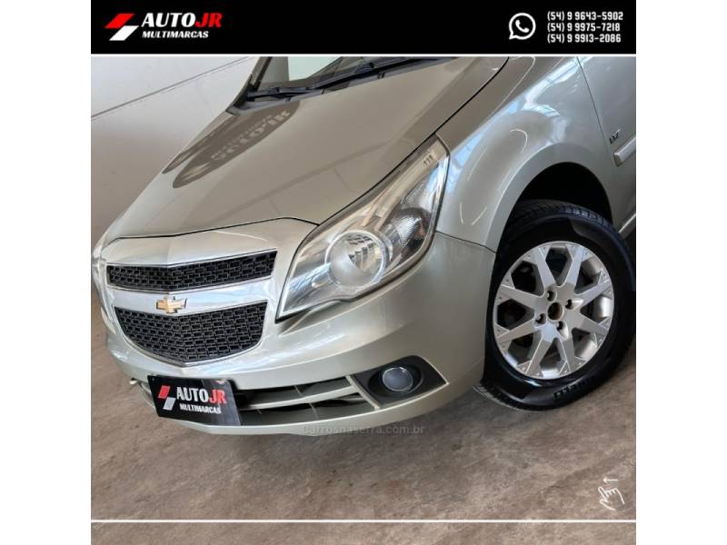 CHEVROLET - AGILE - 2011/2011 - Dourada - R$ 37.900,00