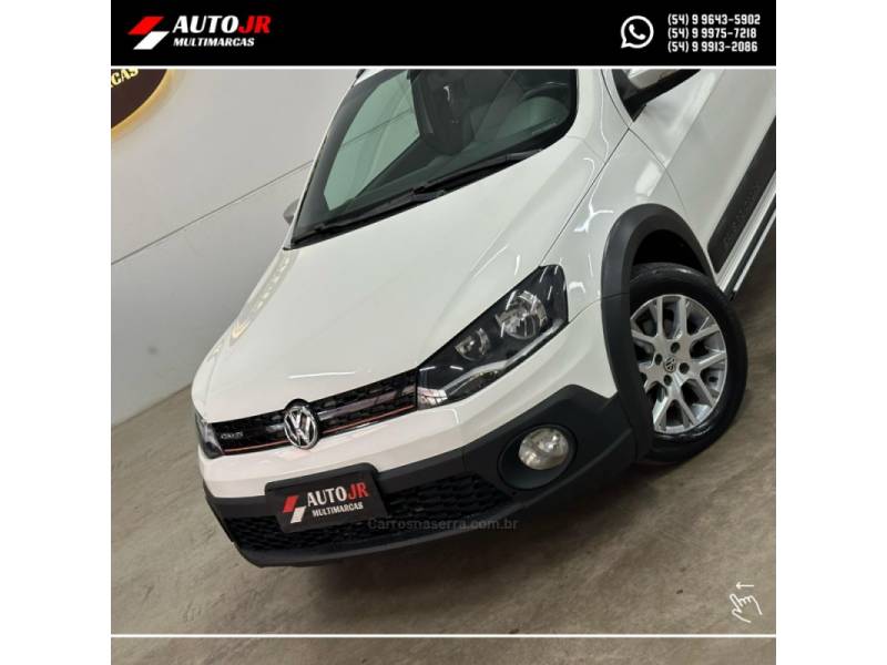 VOLKSWAGEN - SAVEIRO - 2015/2015 - Branca - R$ 68.900,00