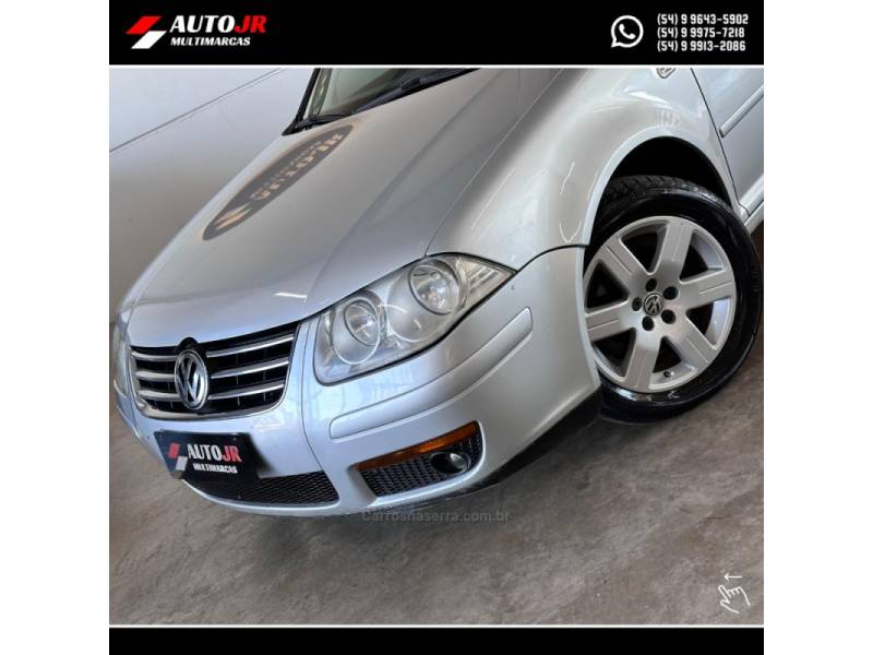 VOLKSWAGEN - BORA - 2009/2009 - Prata - R$ 38.900,00