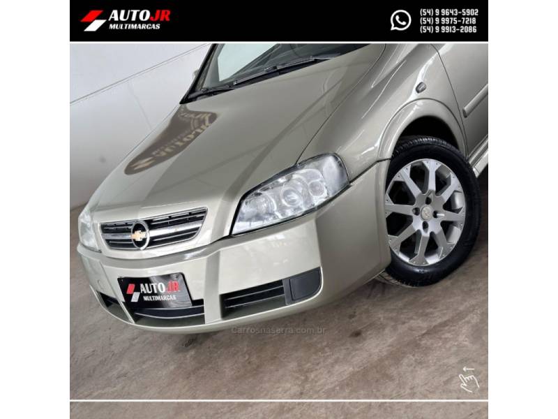CHEVROLET - ASTRA - 2010/2010 - Prata - R$ 37.800,00