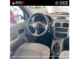 RENAULT - CLIO - 2004/2004 - Prata - R$ 15.900,00