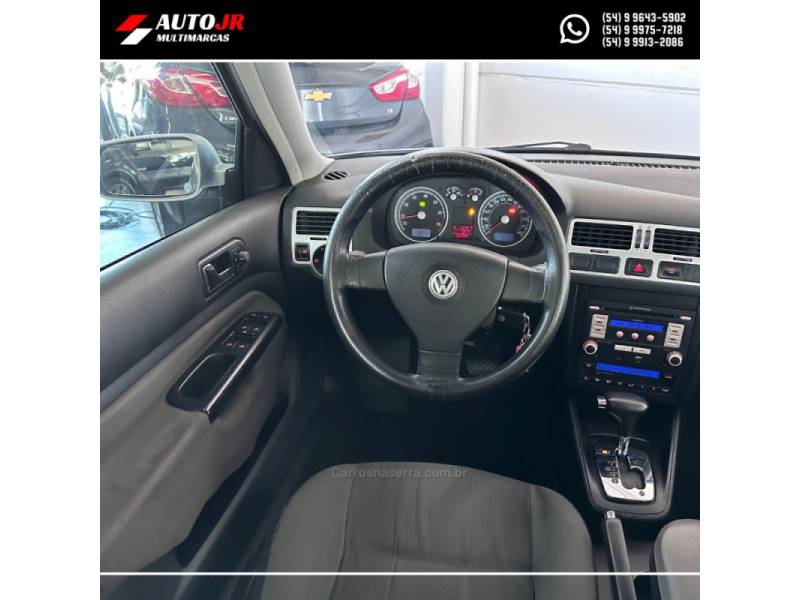 VOLKSWAGEN - BORA - 2009/2009 - Prata - R$ 38.900,00