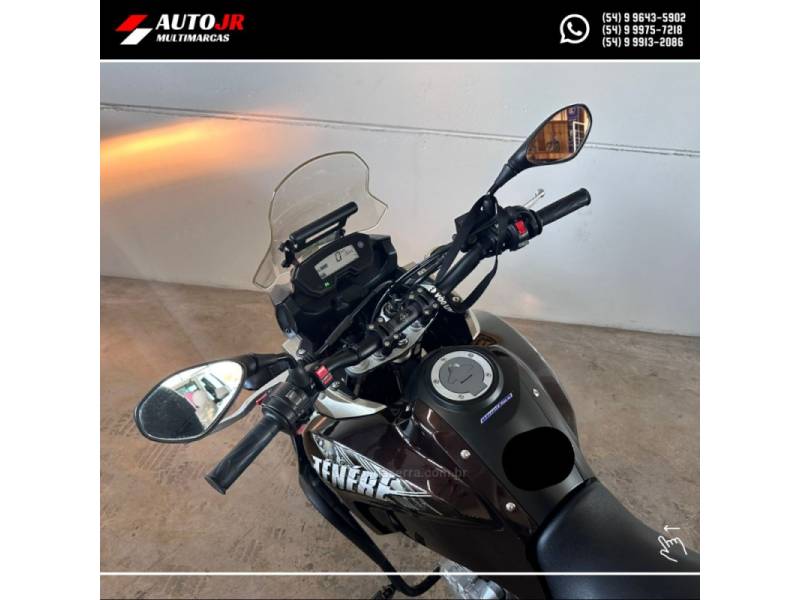 YAMAHA - XTZ 250 - 2016/2016 - Prata - R$ 24.900,00